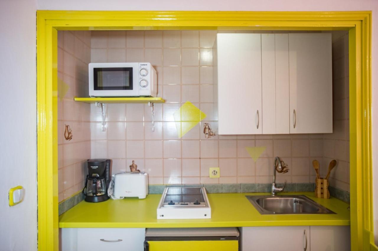 Apartamentos Carihuela Torremolinos Exteriör bild